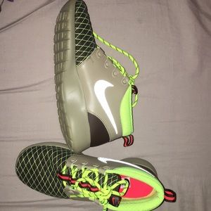 Nike Roshe ones mid winter GS